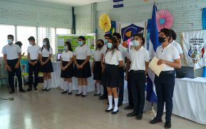 Docentes y estudiantes participaron en feria de innovación científica tecnológica