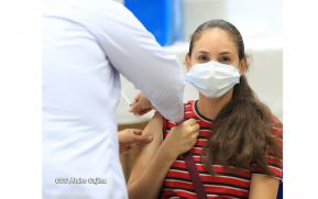 Nicaragua inicia vacunación voluntaria para personas mayores de 30 años