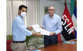 Enacal firma contrato para automatización de equipos de bombeo en Managua