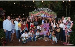 Presidente Comandante Daniel, Compañera Rosario y familia celebran la Gritería