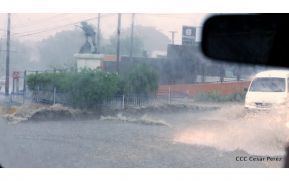 Autoridades reportan 350 viviendas afectadas por las lluvias en 13 barrios de Managua