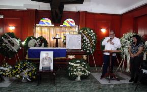 Celebran acto en homenaje al periodista Joaquín Absalón Pastora