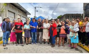 Autoridades municipales entregan Calles para el Pueblo en Dolores, Carazo