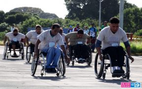 Personas con discapacidad participan de carrera Luz y Sonido en Puerto Salvador Allende