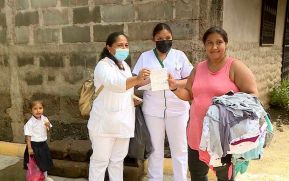 Pobladores del barrio Benedicto Valverde se inmunizan contra la Covid-19
