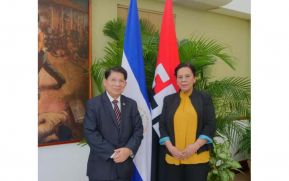 Canciller Denis Moncada sostuvo encuentro con Embajadora de Nicaragua en Venezuela