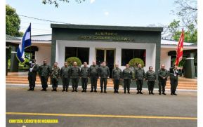 Ejército de Nicaragua condecora a oficiales que pasan a la honrosa condición de retiro