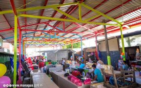 Comerciantes de lácteos del mercado Iván Montenegro cuentan con nuevas instalaciones