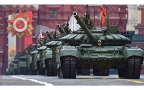 Rusia celebra gran desfile de la Victoria en la Plaza Roja de Moscú