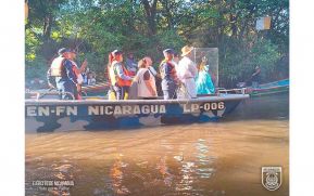 Peregrinación de “La Virgen del Trono” contó con protección y seguridad de la Fuerza Naval
