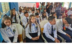Primera promoción con certificación en idioma inglés en el colegio San Sebastián