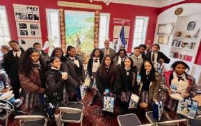 Embajada en Washington celebra la Purísima