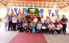 Protagonistas del Programa UNICAM en Matagalpa reciben el Premio a la Excelencia Académica Integral