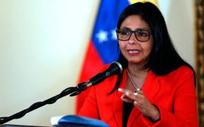 Compañera Rosario Murillo trasmite su abrazo a la Compañera Delcy Rodríguez