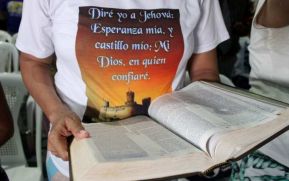 Pueblo cristiano se prepara para celebrar un año más la traducción de la Biblia al Castellano