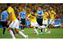 Santos pide votar por un gol de James como mejor del Mundial