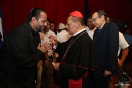 Asamblea Nacional entrega Ley que declara Prócer de la Paz y la Reconciliación a Cardenal Miguel Obando