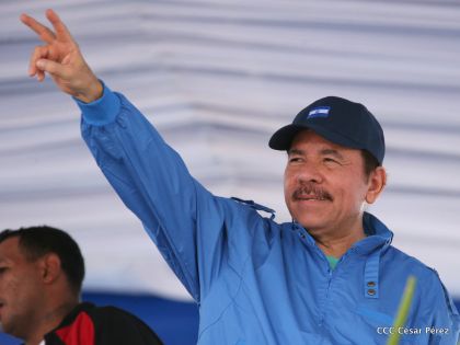 Presidente Daniel y Compañera Rosario en 37 Aniversario del Repliegue a Masaya