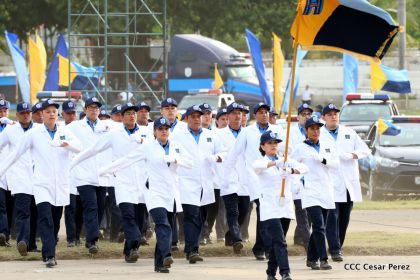Daniel y Rosario presiden Acto del 37 Aniversario de la Policía Nacional