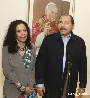 Daniel y Rosario inauguran el Museo San Juan Pablo II