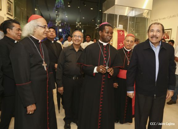 Daniel y Rosario inauguran el Museo San Juan Pablo II