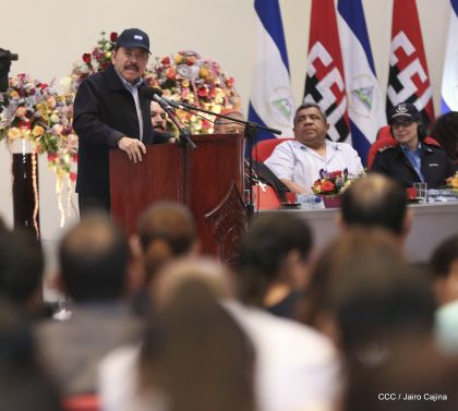 XIX Promoción de Damas y Caballeros Cadetes de la Academia de la Policía Nacional