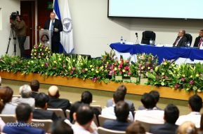 Conferencia Magistral “Estado de la Economía Global y sus posibles Riesgos para la Región Latinoamericana y Caribeña”