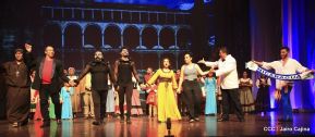 Presentación de la ópera "El Lobo y el Santo" en el Teatro Rubén Darío