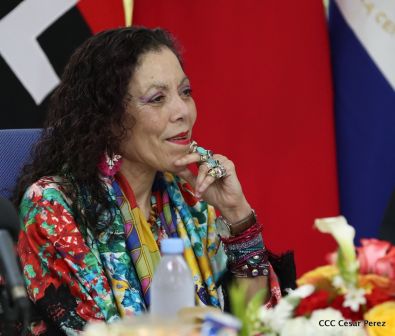 Daniel y Rosario otorgan orden Ejército de Nicaragua” a Ministro de Defensa de Taiwán
