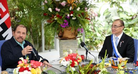 Daniel y Rosario otorgan orden Ejército de Nicaragua” a Ministro de Defensa de Taiwán