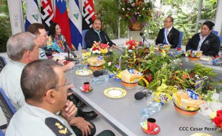 Daniel y Rosario otorgan orden Ejército de Nicaragua” a Ministro de Defensa de Taiwán