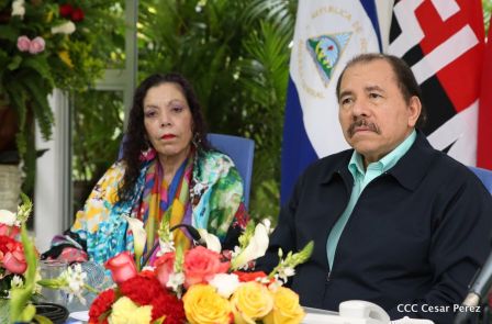 Daniel y Rosario otorgan orden Ejército de Nicaragua” a Ministro de Defensa de Taiwán
