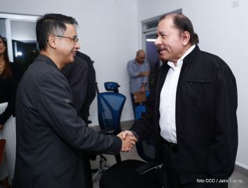 Daniel se reúne con empresarios y productores de azúcar  que participan en la Semana Bonsucro 2018