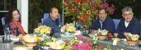Daniel y Rosario se reúnen con Adán Chávez y Elias Jaua