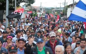 Por Nuestros Héroes del Amor que nos dejaron la obligación de mantener nuestra Nicaragua, Siempre Libre