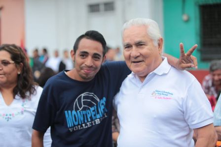 Por Nuestros Héroes del Amor que nos dejaron la obligación de mantener nuestra Nicaragua, Siempre Libre