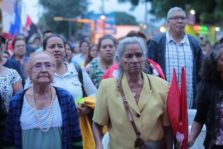 Por Nuestros Héroes del Amor que nos dejaron la obligación de mantener nuestra Nicaragua, Siempre Libre