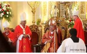 Monseñor René Sándigo asume como nuevo obispo de León y Chinandega