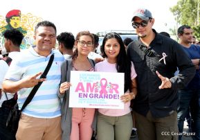 Caminata en saludo al Día Internacional de Lucha contra el Cáncer de Mama
