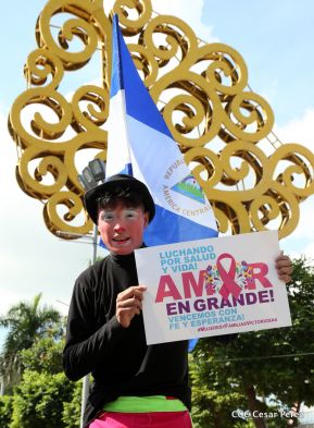 Caminata en saludo al Día Internacional de Lucha contra el Cáncer de Mama