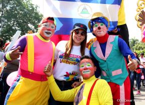 Caminata en saludo al Día Internacional de Lucha contra el Cáncer de Mama