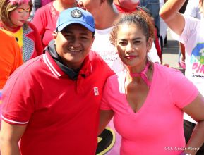 Caminata en saludo al Día Internacional de Lucha contra el Cáncer de Mama
