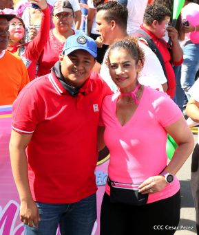 Caminata en saludo al Día Internacional de Lucha contra el Cáncer de Mama