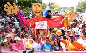 Caminata en saludo al Día Internacional de Lucha contra el Cáncer de Mama