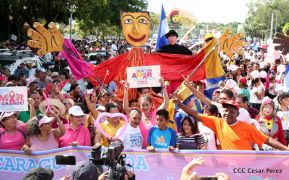 Caminata en saludo al Día Internacional de Lucha contra el Cáncer de Mama