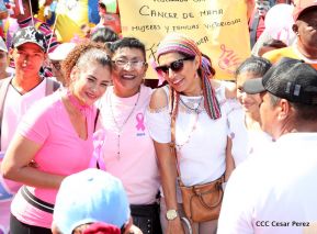 Caminata en saludo al Día Internacional de Lucha contra el Cáncer de Mama