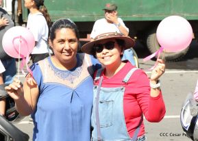 Caminata en saludo al Día Internacional de Lucha contra el Cáncer de Mama