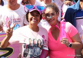 Caminata en saludo al Día Internacional de Lucha contra el Cáncer de Mama