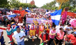 Caminata en saludo al Día Internacional de Lucha contra el Cáncer de Mama