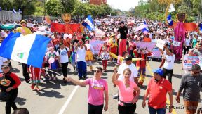 Caminata en saludo al Día Internacional de Lucha contra el Cáncer de Mama